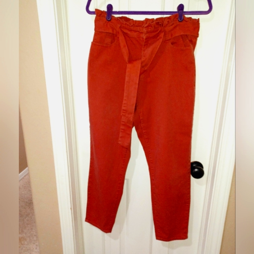 Soho Jeans Paper-bag-waist slim leg/ sash in a dark rust.